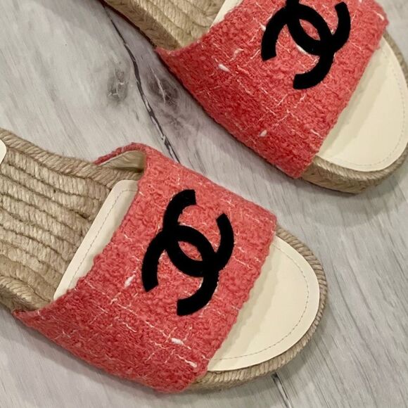 Chanel Sandals in Pink. - Picture 2 of 8